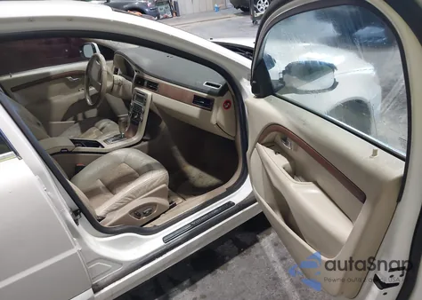 2009 Volvo S80 T6 z USA, uszkodzony, nr VIN YV1AH992891105389